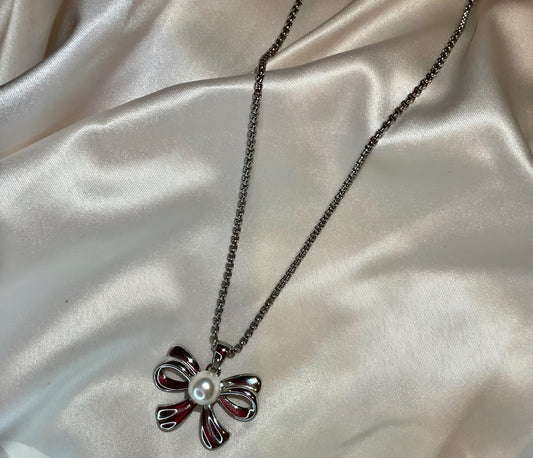 Collana Fiocco Con Perla Argento - gioiello stile coquette acciaio inossidabile